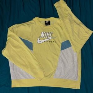 Nike cropped sweatshirt size Large!